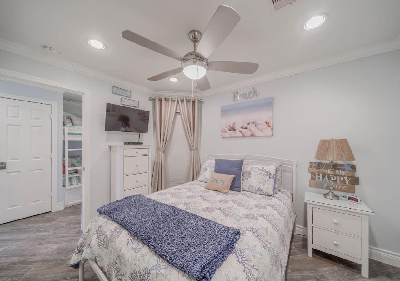 Ocean View Luxury Steps To Beach Galveston Eksteriør bilde