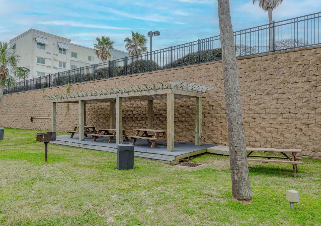 Ocean View Luxury Steps To Beach Galveston Eksteriør bilde